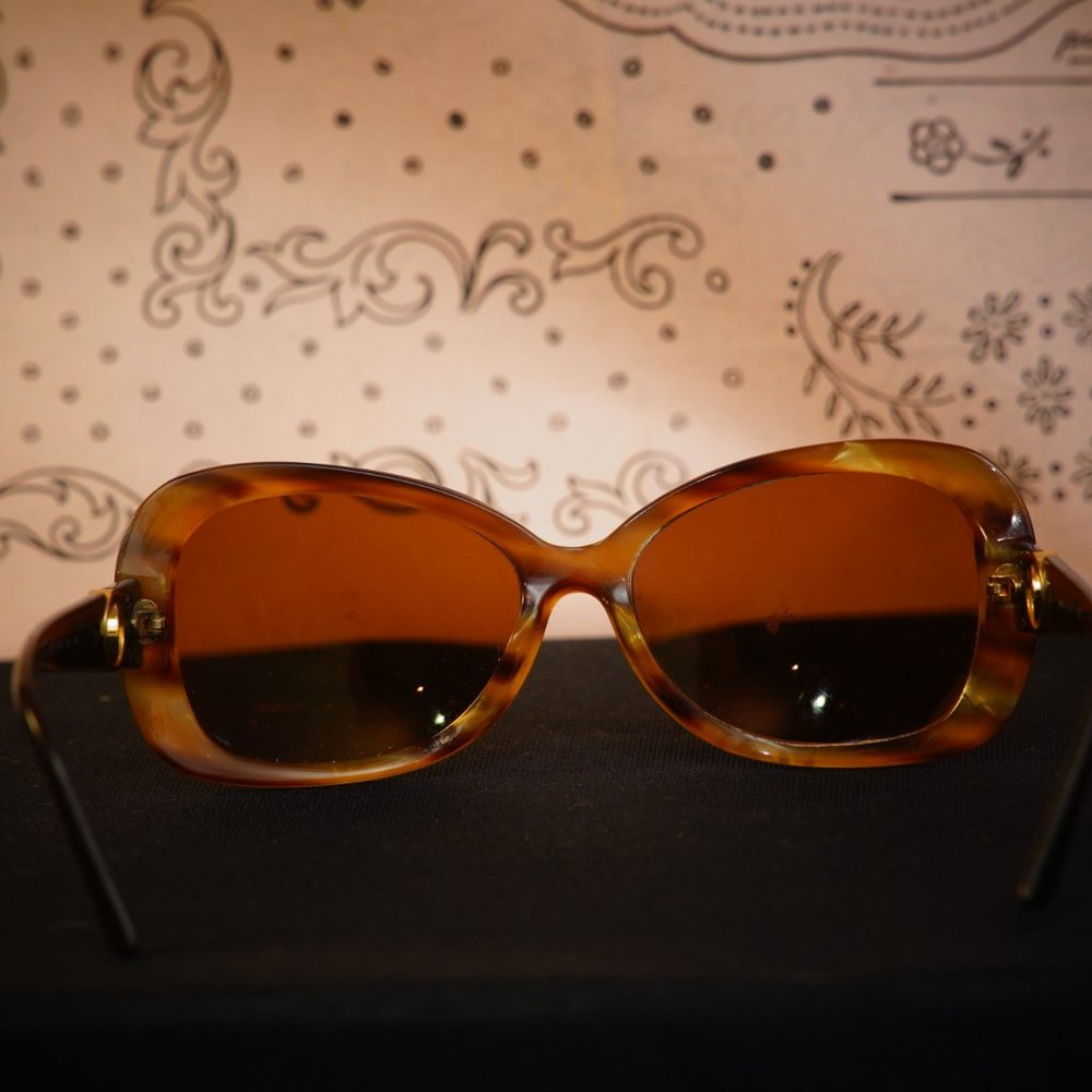 Chanel Tortoise Shell Brown Interlocking Sunglass… - image 2